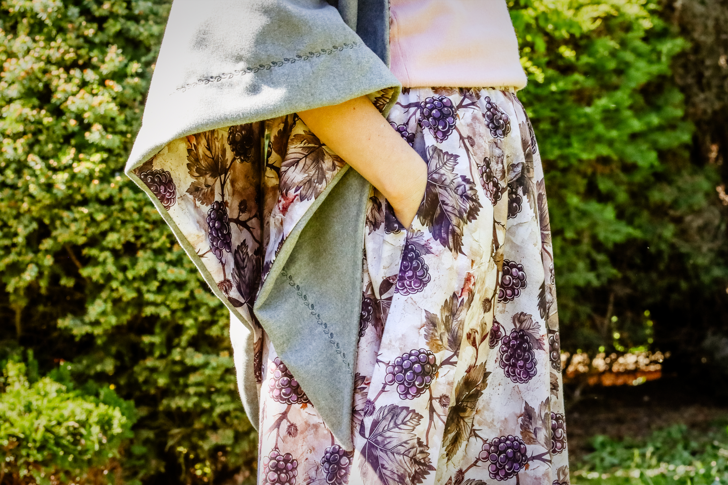 Chusta Szare Jeżyny