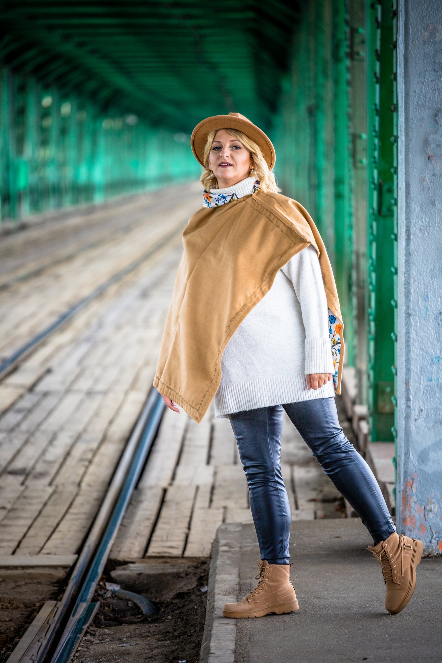 Ponczo Silvaloom Ptasia Fantazja